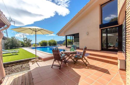 Caldes de Montbui Villa | Catalunya Casas Stunning modern villa and just half hour to Barcelona!