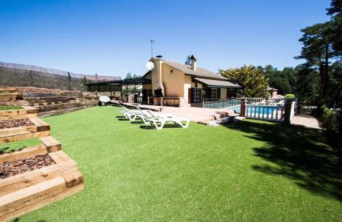 Santa Coloma de Farners Villa | Catalunya Casas Costa Brava villa with private pool & spacious garden