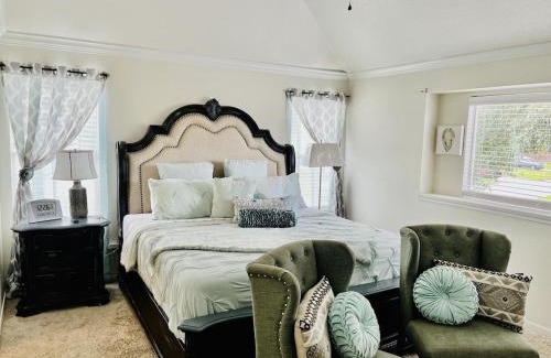 Humble House | Catbird Hideaway