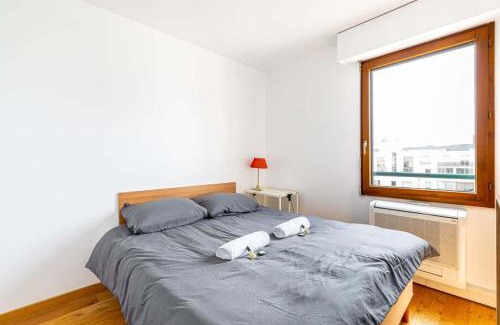 Charenton-le-Pont Apartment | Catch a break near the Seine