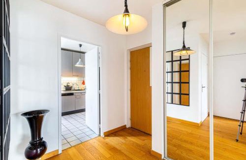 Charenton-le-Pont Apartment | Catch a break near the Seine