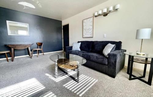 Joslyn Castle Apartment | Cathedral 4-Close to UNMC