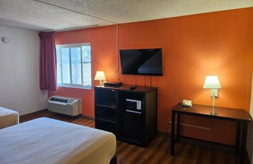 Theater District Hotel | Cathedral Hill Hotel
