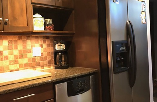 Regina House | Cathedral Home in Quiet Neighbourhood