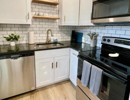 Joslyn Castle Apartment | Cathedral Studio