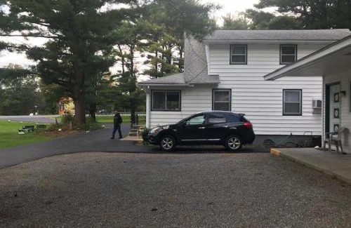 Catskill Hotel | Catskill Motor Court