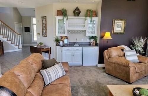 Bryan House | Cattle Creek Stay and Play