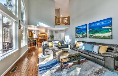 Montgomery Estates House | Cattlemans Lodge -6BR/3BA, Spa, Pool Table