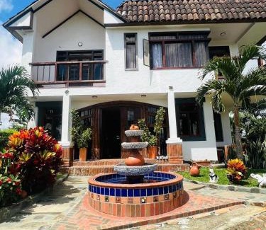 Quimbaya House | Cattleya tropical