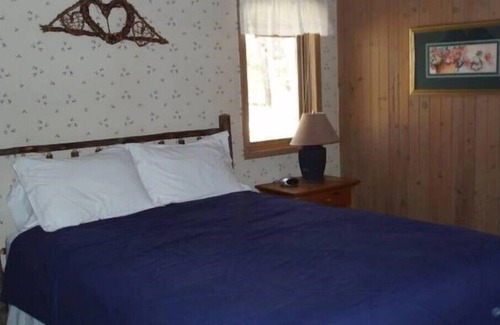 Lake Shore Resort | Causeway On Gull - Spacious 1 Bedroom W/Kitchenette
