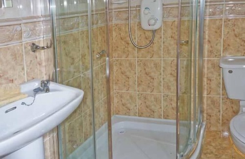 Hollymount Cottage | CAVAN HILL COTTAGE, family friendly in Ballinrobe, County Mayo