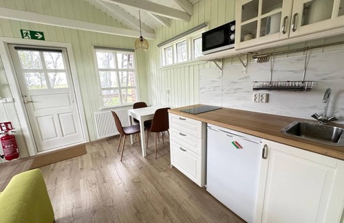 Hella Cabin | Cave Cabins