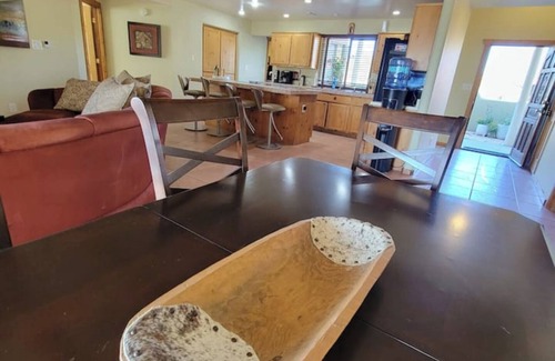 Desert View Village House | Cave Creek Southwest hospitality sleeps 12