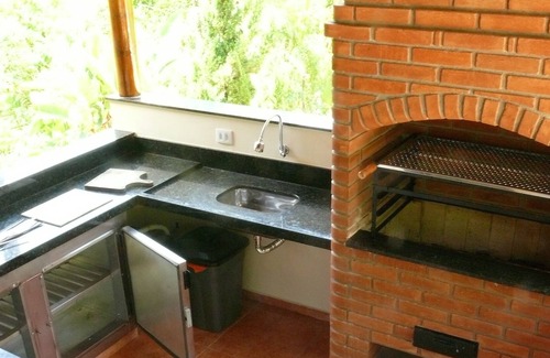 Biritiba-Mirim House | CAVE SITE