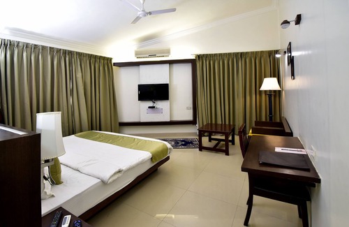 Nashik Hotel | CAVES COUNTY RESORT