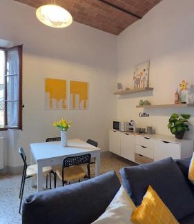 Certaldo Apartment | Cavour 21 Apartment