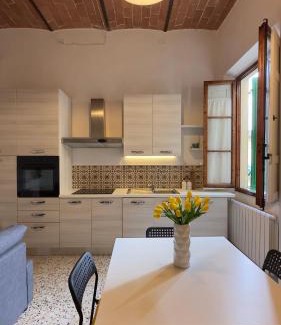 Certaldo Apartment | Cavour 21 Apartment