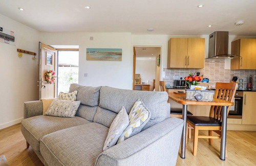 Saltash Cottage | CAWSAND, pet friendly, luxury holiday cottage in Tideford