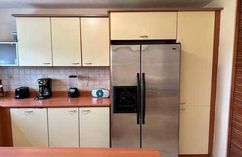 La Mela Condo | Cayo del Sol -Your gateway to tranquility and beach bliss. 3bdr/2bath near Buye
