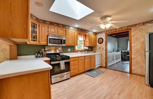 Seneca Falls Cottage | Cayuga Lake Retreat in Seneca Falls w/Dock!