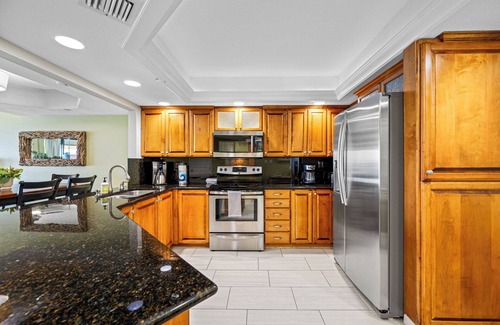 Sand Key Condo | CBC 1-15B - Gulf Front, private balcony, pool, hot tub, gym, pickelball!
