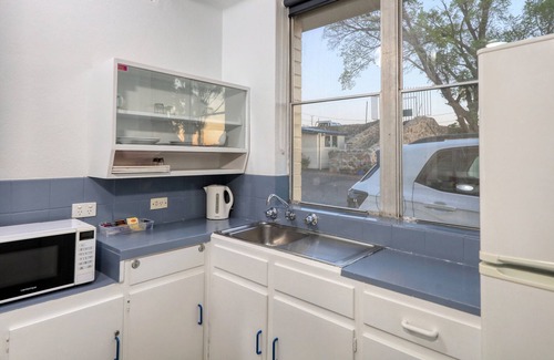 Glen Innes Hotel | CBD Gi Motel