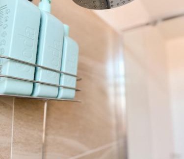 Wollongong CBD Apartment | CBD Studio - Sleeps 4 - Rooftop Courtyard - Views