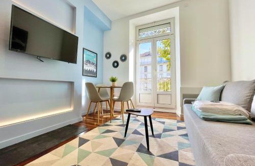 Quartier Chorier-Berriat Apartment | #CC Le Cadet Jean Jaurès A B and E tramway T2 equipped