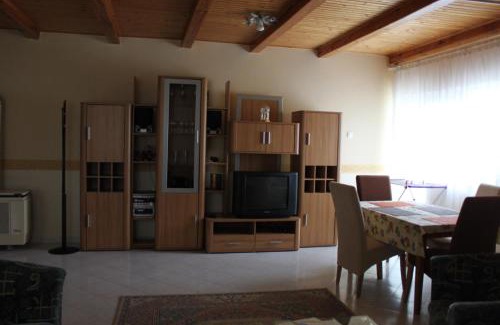 Zalakaros Apartment | Cedar Apartment 4