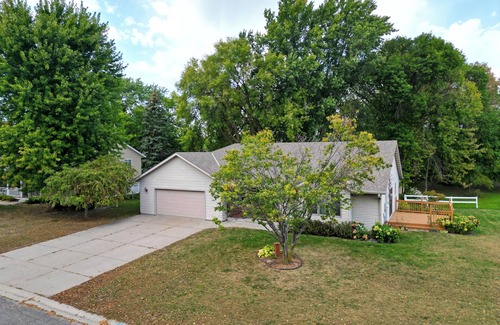 Annandale House | Cedar Circle - Patio Home