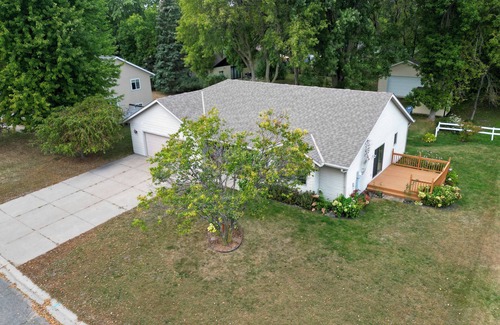 Annandale House | Cedar Circle - Patio Home