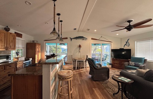 Eden Pines House | Cedar Cottage | Adorable canalfront cottage, lots of dockage on Big Pine Key