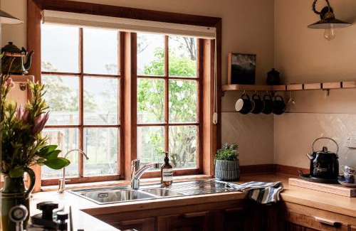 Meander Cabin | Cedar Cottage Meander