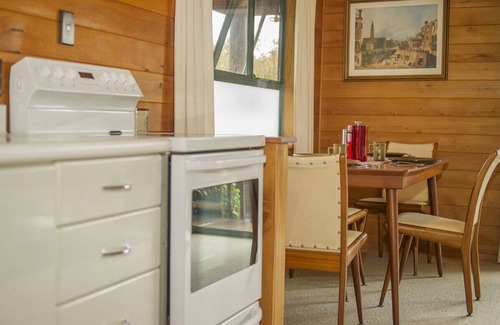 Tairua Cottage | Cedar Cottage - Tairua Holiday Home