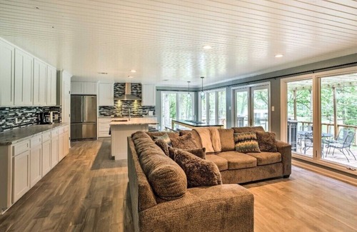 Star Harbor House | Cedar Creek Lake House - Two Docks, Boat Slips, Swimming, Fishing, Games & More