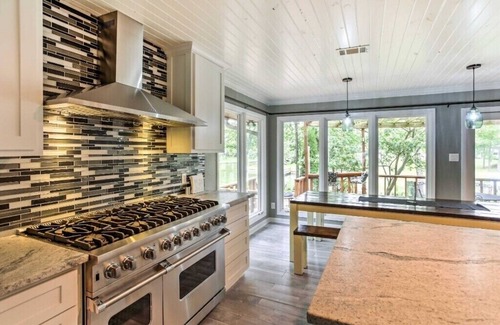 Star Harbor House | Cedar Creek Lake House - Two Docks, Boat Slips, Swimming, Fishing, Games & More