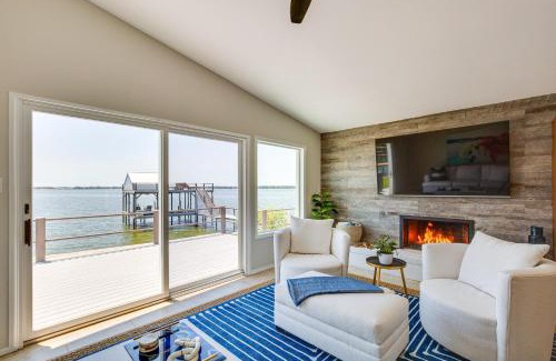 Leisure Land House | Cedar Creek Lake Views Gorgeous Mabank House!