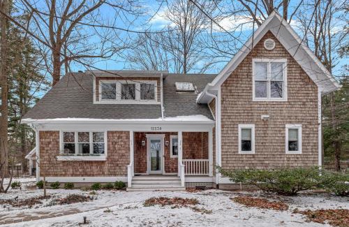 Shorewood-Tower Hills-Harbert House | Cedar Gables & Carriage House