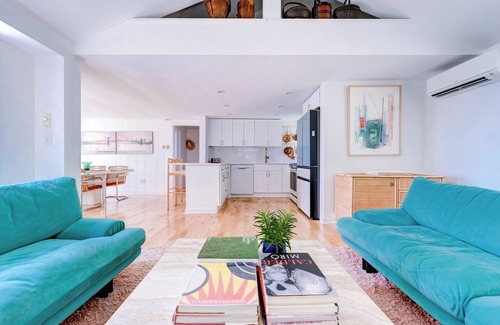 Guilford Cottage | Cedar Grove Cottage with elevated, stunning views of LI Sound