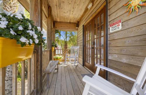 Cedar Key House | Cedar Hill Depot
