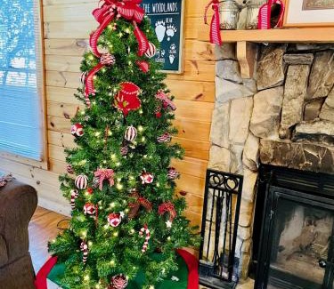 Townsend House | Cedar Knob - Log cabin in Townsend, TN