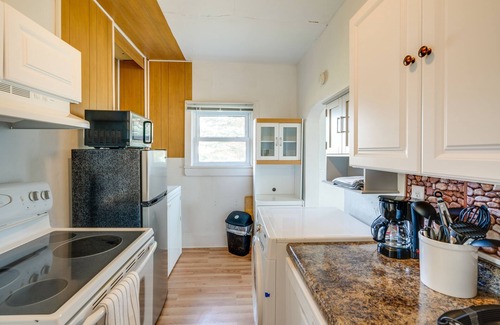 Cedar Rapids House | Cedar Rapids Vacation Home Near Downtown District!