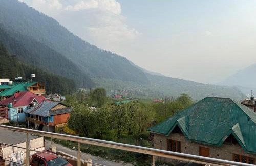 Manali House | Cedar Valley Retreat