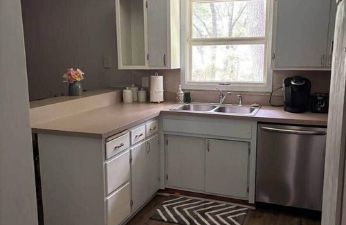 Cambridge House | Cedarwood Chateau