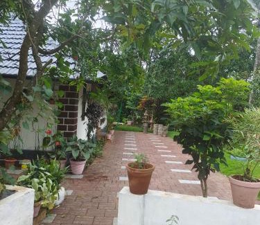 Thariyode Villa | CELESTIAL HOMESTAY