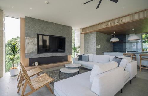 Azama Apartment | CELEVI Nanjo セレビィ 南城