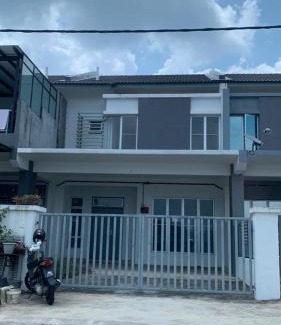 Batu Pahat House | Cempaka Homestay Soga Perdana