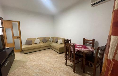 Mbrostar-Urë Apartment | Center apartament