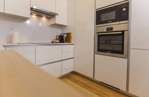 Lisbon Old Town Apartment | Center gardens Luxury Apartments 2+1 bedrooms in modern downtown Avenidas Novas
