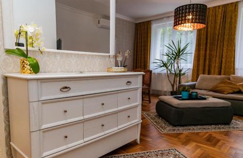 Dunaujvaros Apartment | Center House - Otthon, csak máshol!